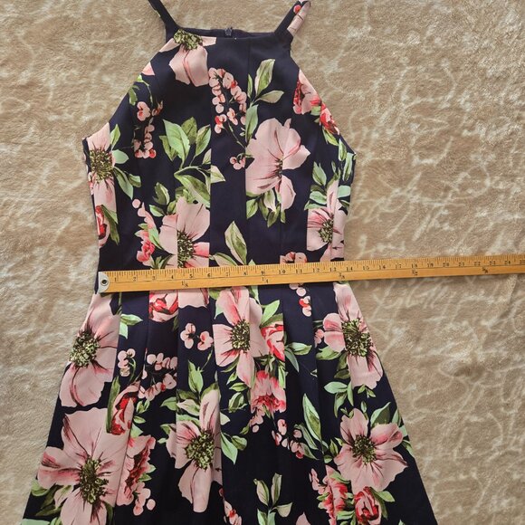 Vince Camuto Fit & Flare Floral Dress - Navy / Pink / Green - Size 6 - Picture 9 of 10